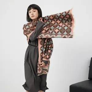 2023 Thick Knitted scarfs for women stylish Print Design Fashion Winter Warm Scarves Lady Neck Tie Bandana cashmere scarf wrap