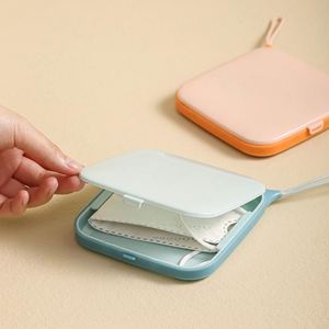 Organizador de Pastillas Semanal de Plástico, Portátil y Duradero, con 4 Compartimentos Diarios, para Uso Médico - Product Image 4