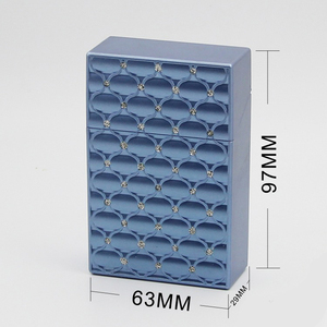 FLIP TOP PLASTIC 20S avec étui à cigarettes en diamant - Product Image 2