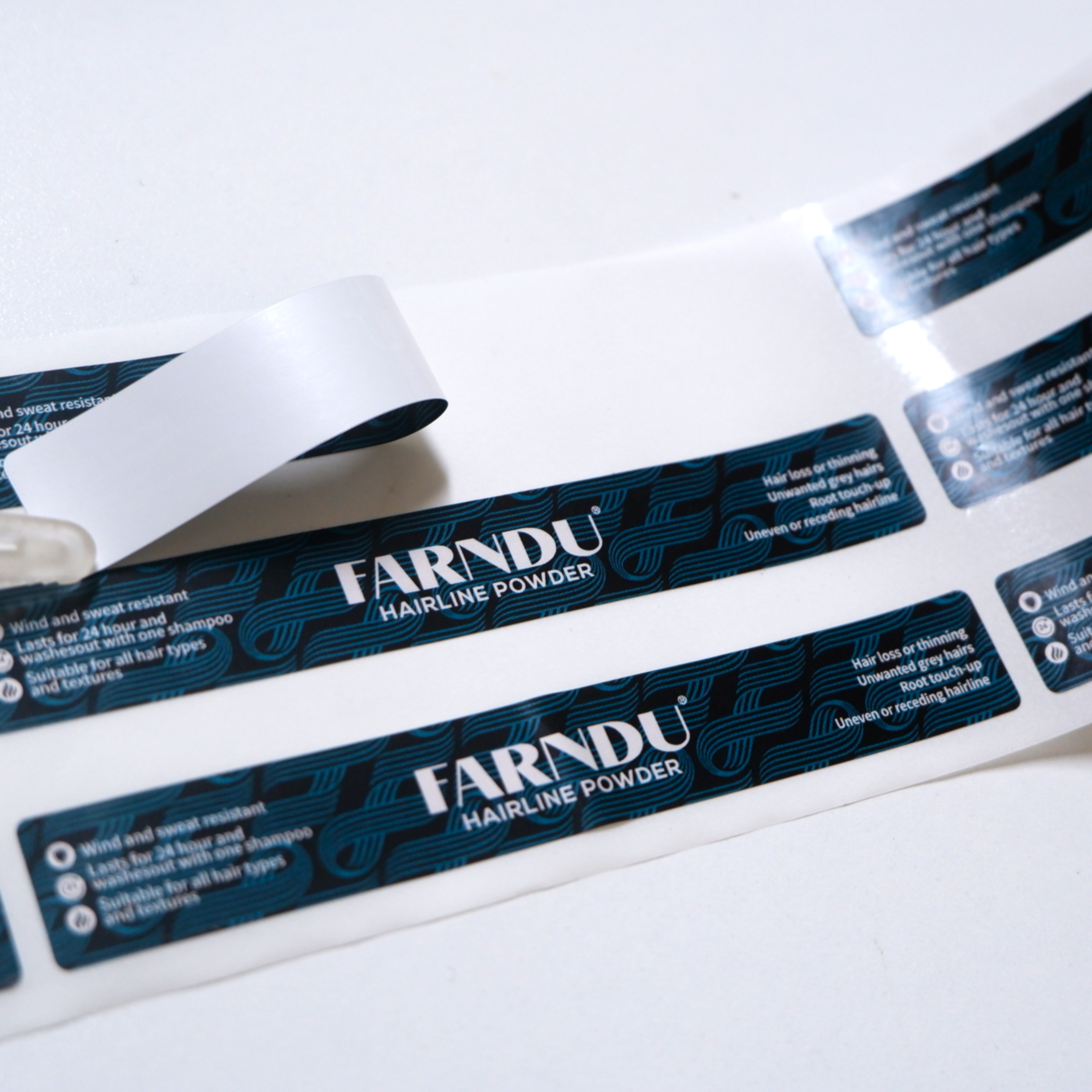 Custom Waterproof Holographic Printed UV Transfer Clear Luxury Labels Gold Foil Metal Black Logo Stickers 500 Pcs