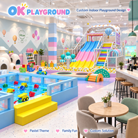 Kommerzielles Indoor-Spielplatz-Labyrinth mit Rutsche für Kinder aus Kunststoff & Holz für Zuhause & Schule