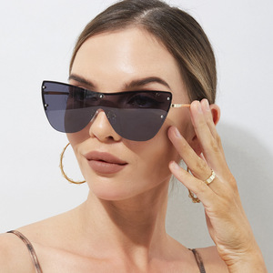 New Trendy French Sunglasses Custom Logo Uv400 Metal Retro <b>Large</b> <b>Frame</b> Shades One Piece Lens Sunglasses Rimless Sunglasses - Product Image 1