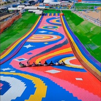 Grande structure de jeu d'extérieur en plastique de haute qualité, avec toboggans quatre saisons pour neige et toboggans arc-en-ciel, équipement de parc d'attractions