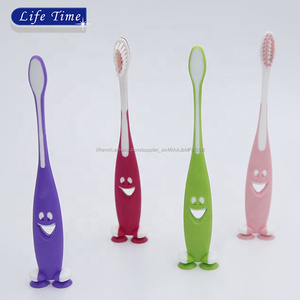 2020 fabrication FDA Approuvé BSCI marque privée visage souriant forme ventouse base souple <span class=keywords><strong>3</strong></span> + ans Enfants <span class=keywords><strong>brosse</strong></span> <span class=keywords><strong>à</strong></span> <span class=keywords><strong>dents</strong></span> - Product Image 2
