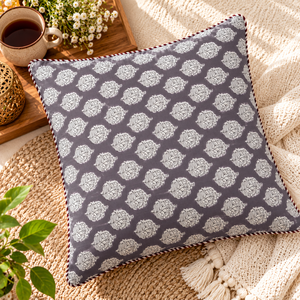 Fundas de cojín de algodón estampadas a mano, suaves, transpirables y decorativas para el hogar moderno, hoteles y dormitorios. - Product Image 4