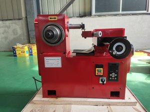 เครื่องกลึงแนวนอนแบบแมนนวล รับน้ำหนักได้ 200 กก. แกนหมุน ISO40 ความยาวสูงสุด 350 มม. เครื่องมือปรับผิวผิวความแม่นยำสูง รุ่น C9335 - Product Image 2