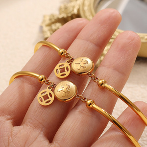 Gold Plated <b>Copper</b> Alloy Charm <b>Bracelet</b> For Women Fashion Curved Design With Coin Pendant Jewelry Accessory - Product Image 4