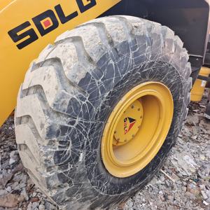 Cargador frontal de ruedas SDLG LG956L de 5 toneladas usado con componentes de caja de cambios de bomba de motor central de China - Product Image 2