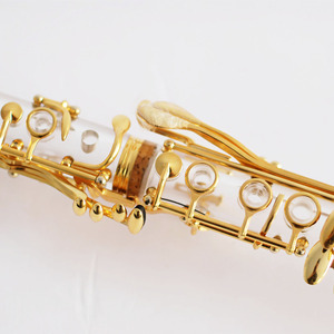 <span class=keywords><strong>Clarinete</strong></span> <span class=keywords><strong>de</strong></span> Fibra <span class=keywords><strong>de</strong></span> Vidrio Transparente Especial para Exámenes <span class=keywords><strong>de</strong></span> Grado, 17 Llaves en Sib, Bañado en Oro, Estándar Internacional, Color <span class=keywords><strong>Cristal</strong></span> - Product Image 2