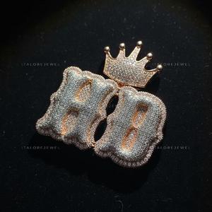 Colgante Talorejewel Crown Letter HD de Plata 925 con Microincrustaciones de Moissanita, Unisex, de Lujo, Estilo Hip Hop, para Fiestas y Uso Diario - Product Image 3