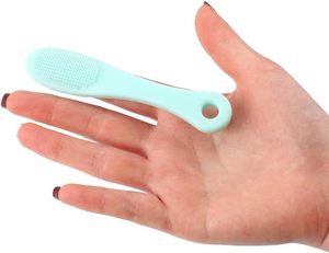 Professional Handheld Nose Deep Cleaning Skin Care Soft Silicone Facial Cleansing Brush - Product Image 2