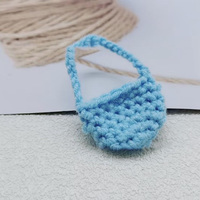Fil de laine bricolage petite poupée accessoires Mini petit sac breloque sac à dos en peluche petit pendentif laine peluche assorti petites poupées sac jouets