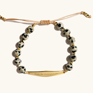 Pulsera de Cordón con Cuentas de Jaspe Dálmata Natural y Barra Grabada de Acero Inoxidable con PVD de Oro de 18K, Joyería con Frase Motivacional para Aliviar el Estrés - Product Image 1