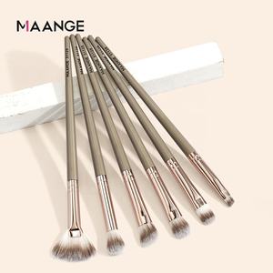 MAANGE Ensemble de 6 pinceaux pour les yeux et le maquillage Pinceaux avec logo personnalisé Pinceaux pour <span class=keywords><strong>ombre</strong></span> à paupières et sourcils - Product Image 1