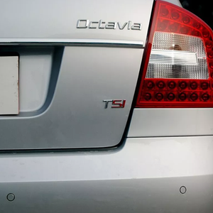 Emblema 3D Cromato Nero con Logo <span class=keywords><strong>Octavia</strong></span>, Lettere per Bagagliaio Posteriore Auto, Badge per <span class=keywords><strong>Skoda</strong></span> <span class=keywords><strong>OCTAVIA</strong></span> 1 2 3 <span class=keywords><strong>4</strong></span> A5 A7 MK3, Adesivo Decalcomania <span class=keywords><strong>Accessori</strong></span> - Product Image 4