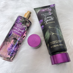 Spray Corporal <span class=keywords><strong>Victoria</strong></span>, Fragancia Original Floral, Spray <span class=keywords><strong>de</strong></span> Larga Duración, Splash Corporal, <span class=keywords><strong>Perfume</strong></span> Femenino <span class=keywords><strong>Victoria</strong></span>'s <span class=keywords><strong>Secret</strong></span> - Product Image 6