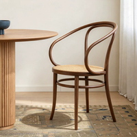 Fauteuil en bois massif, chaise de café, chaise de salle à manger, réplique de la chaise TON de Thonet. 30 ans d'histoire avec 150 ans de tradition