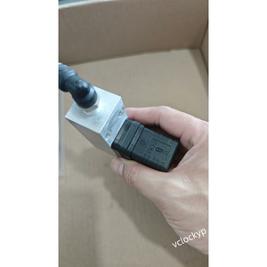 Aventics R412010713 Pneumatic Pressure <b>Switch</b>, 0.2-16 Bar <b>Used</b> - Product Image 3