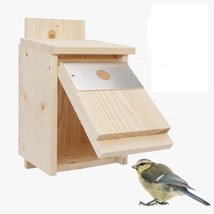 Nouveau style de nichoir pour oiseaux, nichoir durable avec protection contre les pics pour suspension - Product Image 1