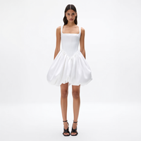 Nouvelle Robe Mini Élégante Blanche à Col Carré, Jupe Bouffante à Baleines, Ourlet Ballon en Satin, Robe d'Été Personnalisée pour Femme