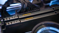 Grosir DDR4 4GB RAM modul memori dengan Heatsink untuk Gaming PCs Server Desktop laptop OEM ODM 3200MHz 1.2V harga pabrik