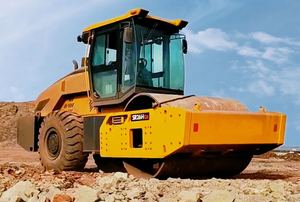 รถบดถนนแบบลูกกลิ้งเดี่ยว SR26H-C6 แรงสั่นสะเทือนสูง รถบดหนัก 25 ตัน จากประเทศจีน สำหรับงานก่อสร้างถนน - Product Image 4