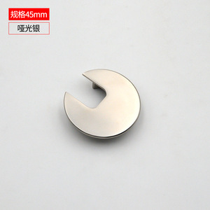 Cache-câbles et boîte de passage pour bureau d'ordinateur avec design durable en alliage de zinc, style moderne, marque GQK - Product Image 3