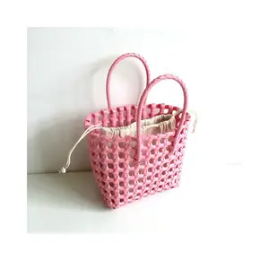 Mini borsa per bambini cestino pieghevole in paglia intrecciata da spiaggia con manico regalo di compleanno per bambini