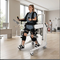 Exosquelette pour les membres inférieurs destiné aux personnes paralysées et handicapées, pour la réadaptation