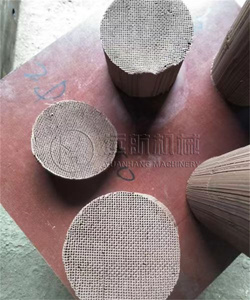 Tổ ong gốm pugmill chân không gạch đùn rỗng đất sét gốm Pug Mill giá máy - Product Image 4