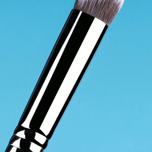 แปรงคอนซีลเลอร์แบบเดี่ยวสำหรับมืออาชีพ ด้ามไม้สีชมพู หัวแปรง 3 มิติ ใช้ได้กับรองพื้น ลิปสติก ลิปกลอส และบริเวณจมูก - Product Image 4