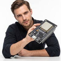 Carte de développement ESP32 en stock avec WiFi et module CH9102 Type-C Dual Core 32-bit 4MB ESP-32S