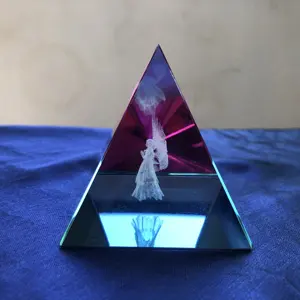 Mh-jt101 Personalized Engraving Angle Laser Rainbow Crystal Pyramid Paperweight