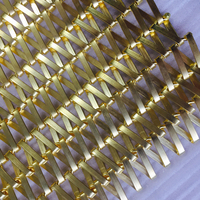 Maille spirale en cuivre tissé doré dense, épaisseur 10 mm, 30 % d'ouverture pour cloisons d'intimité, halls d'ascenseurs, murs de luxe
