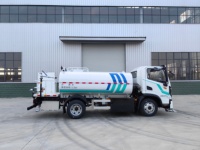 Camion-citerne à eau entièrement électrique 4x2 de 10 000 litres, camion à énergie nouvelle de 165 kWh à vendre
