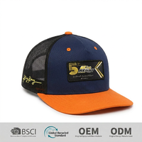 Casquette Trucker BSCI OEM 6 panneaux personnalisée classique réglable haute performance en maille avec logo en cuir et patch en jean