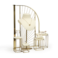 Présentoirs à bijoux Sundo pour magasin, accessoires de présentation de bijoux de luxe, ensemble de présentoirs à bijoux en métal et cuir PU sur mesure