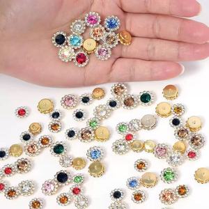 Accessoires de boucles d'oreilles pour robe de mariée DIY, avec double <span class=keywords><strong>perle</strong></span> de 10 mm, motif tournesol, <span class=keywords><strong>et</strong></span> boucle décorative en verre ornée de strass <span class=keywords><strong>et</strong></span> de diamants - Product Image 1