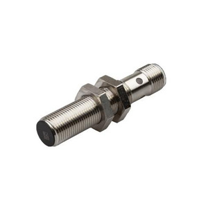 Sensor Inductivo IPF IB120121 M12x1 Interruptor de Proximidad de 60 mm de Longitud 24 V CC Detección de Metales - Product Image 1