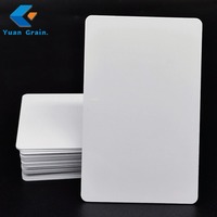 Kartu Bisnis RFID Tahan Air NFC dengan Mini Tag Chip NTAG213 NTAG215 NTAG216 13.56MHz PVC Putih untuk Pembayaran Keanggotaan Hotel