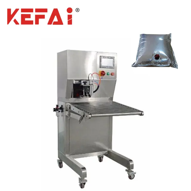KEFAI sıcak satış otomatik sıvı dolum makinesi Bib torba kutusunda süt suyu sıvı dolum makinesi.