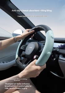 Accesorios Brillantes para Mujer, Funda Universal Antideslizante para Volante con Cristales de Imitación, Hecha de Cuero - Product Image 6
