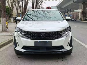 <span class=keywords><strong>Peugeot</strong></span> <span class=keywords><strong>5008</strong></span> SUV <span class=keywords><strong>7</strong></span> <span class=keywords><strong>places</strong></span> d'occasion 2017-2019, conduite à gauche, moteur turbo automatique, sièges en cuir, pneus R18, caméra de recul, toit ouvrant - Product Image 3