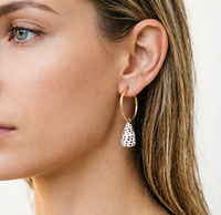 Nouvelles boucles d'oreilles créoles en acier inoxydable avec coquillage naturel Conus Ebraeus, style hawaïen, bijoux bohèmes de plage pour femmes