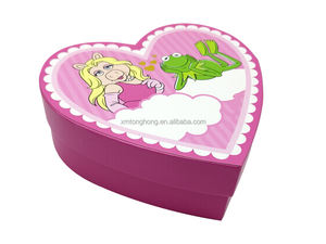 เข็มกลัดรูปหัวใจ กล่องแข็ง ลายเทวดา ธีมคริสต์มาส สร้างสรรค์ การ์ตูน ซีรีส์ทีวี สีแดง รูปหัวใจ โลหะผสม ลายหยดน้ำมัน แฟชั่น สนุกสนาน โลโก้ ทอง - Product Image 6