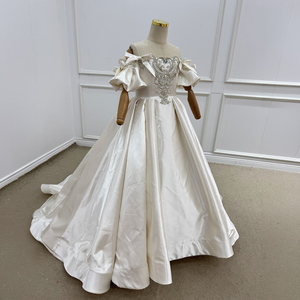Vestidos de niña de las flores Wn1788 de satén color marfil, largos hasta el suelo, con lazo, manga abullonada y cuentas, 100% poliéster, para fiestas de cumpleaños - Product Image 2