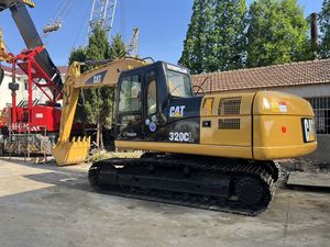 Excavadora de cadenas Caterpillar 320CL usada, 20 toneladas, modelo 2022, motor Cummins, bomba hidráulica para construcción y regulación de ríos - Product Image 4