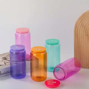 Vasos de Vidrio de Colores Variados de 16oz para Bebidas, Transparentes, para Café Helado, Refrescos y Cerveza, Tipo Lata Libby, con Tapa de Plástico y Pajita - Product Image 2