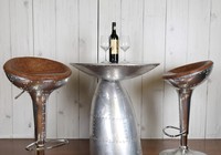 Ensemble table et chaises de salle à manger Aviator, style rétro industriel, en aluminium durable, pour la maison, l'appartement, l'hôtel