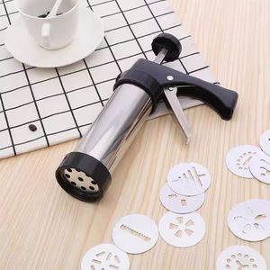 Kit en acier inoxydable avec 13 disques et 8 embouts de décoration, pistolet à biscuits en métal pour la pâtisserie - Product Image 2